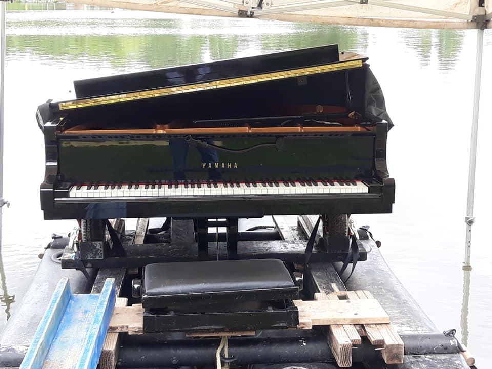 Le piano du Lac